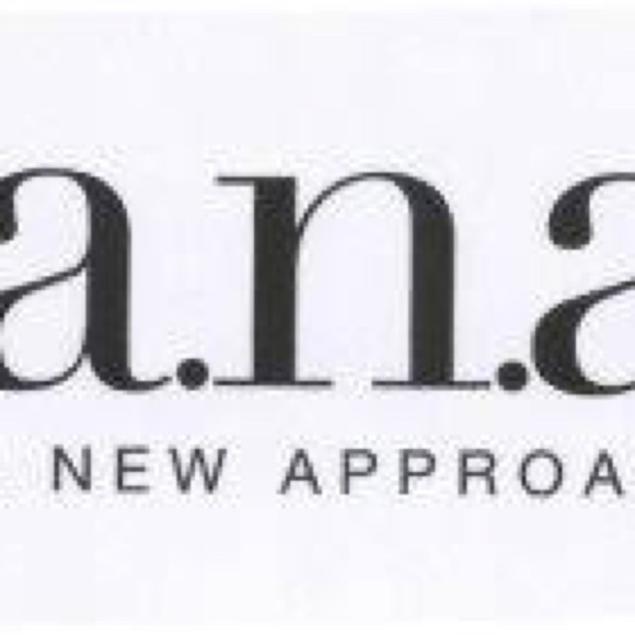 Women's a.n.a New Approach 8 Medium Denim Shorts Jeans Jean Black Stretch Short - Picture 7 of 7